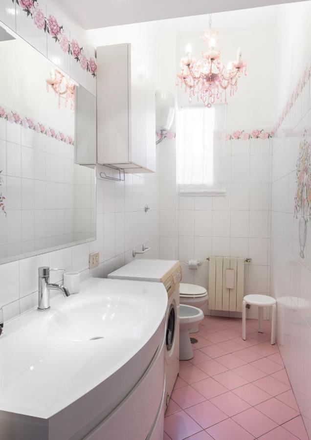 רומא Sunny Flat Near Villa Borghese מראה חיצוני תמונה